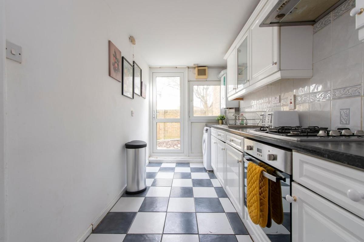 Lovely 2-Bed 20 Mins To Central Λονδίνο Εξωτερικό φωτογραφία