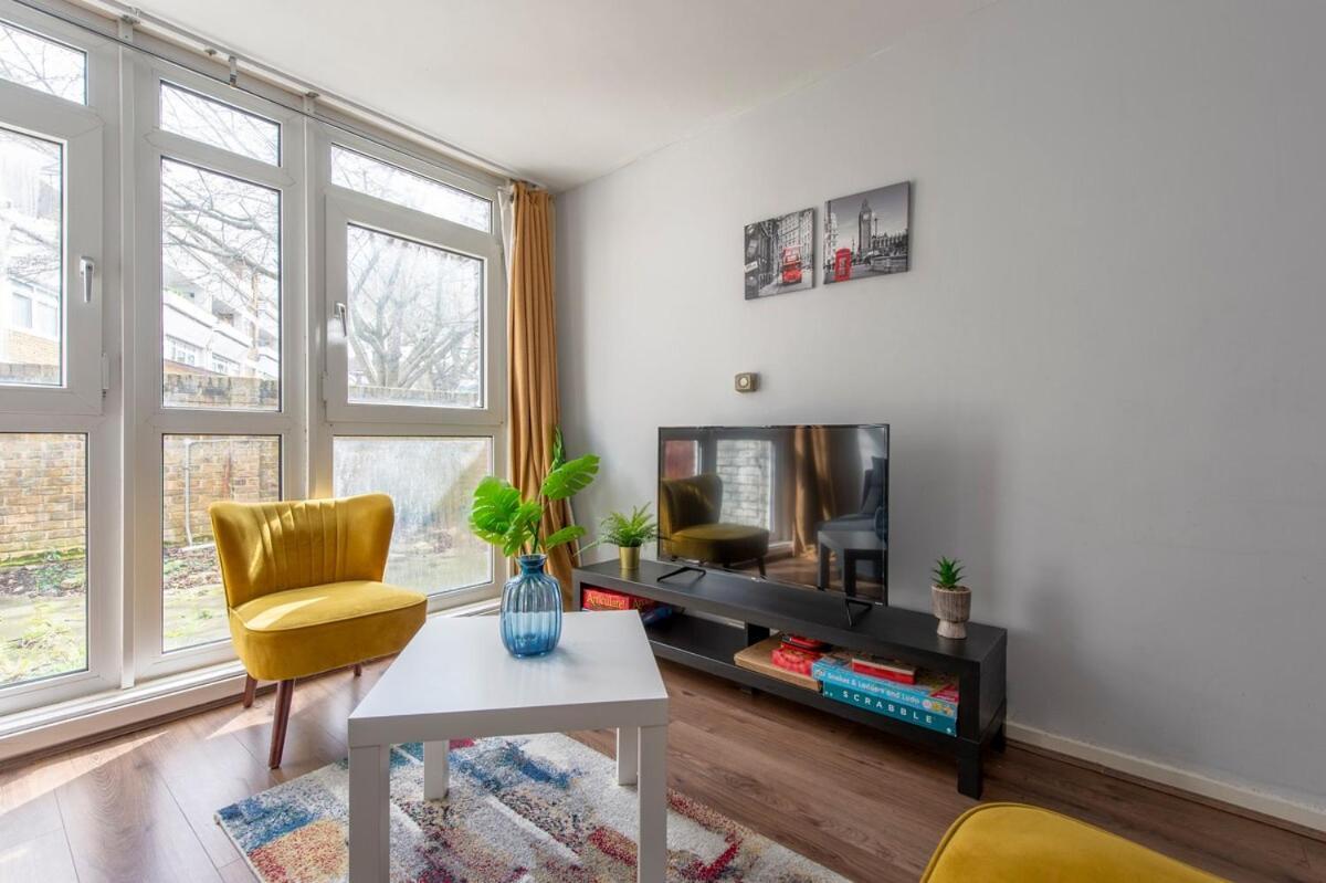 Lovely 2-Bed 20 Mins To Central Λονδίνο Εξωτερικό φωτογραφία